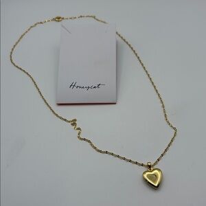 Honeycat 18k Gold Plated Heart Locket Necklace